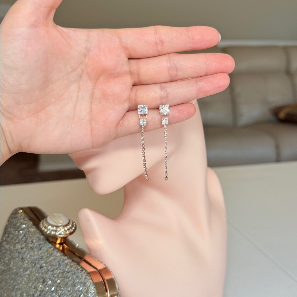 Elegant Gold and Silver Drop Earrings - Picture 9 of 9